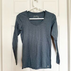 Eddie Bauer Gray Long Sleeve Scoop Neck Top – Size XS